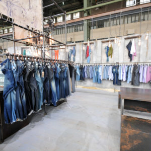 32_Bread-Butter-Berlin-2012-Summer-FIRETRAP-300x300.jpg