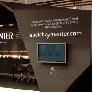 32_Manter-stand-Enomaq-Fair-2013-Blou-and-Rooi-300x300.jpg