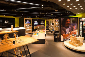 7_Life-store-by-Whitespace-Bangkok-300x200.jpg