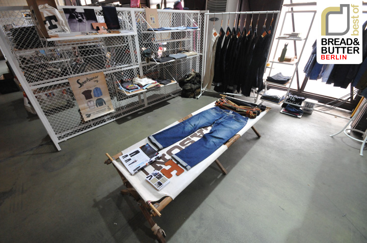 9_Bread-Butter-Berlin-2012-Summer-LOCK.jpg