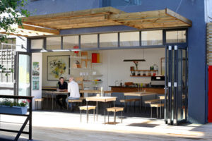 6_Field-Office-by-Pedersen-and-Lennard-Cape-Town-South-Africa-300x200.jpg