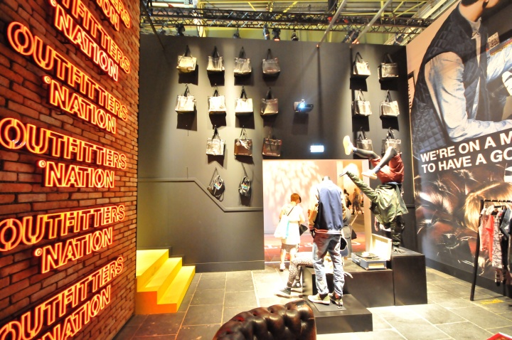20_Bread-Butter-Berlin-2013-Summer-OUTFITTERS-NATION-04.jpg
