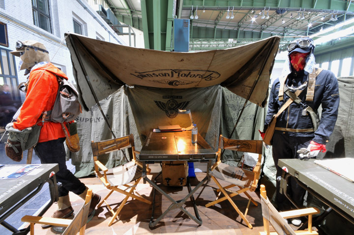 16_Bread-Butter-Berlin-2013-Winter-JOHNSON-MOTORS-INC-02.jpg