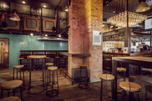 6_Meter-Bar-by-Peter-Szendro-Budapest-Hungary-300x200.jpg