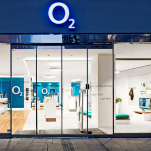 17_O2-Marketplace-flagship-store-by-hartmannvonsiebenthal-Munich-Germany-300x300.jpg