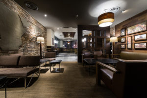 6_Starbucks-Zhongxing-store-renovation-Shengyang-China-300x200.jpg