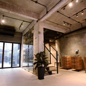 28_Visual-Culture-optical-flagship-store-Hong-Kong-300x300.jpg