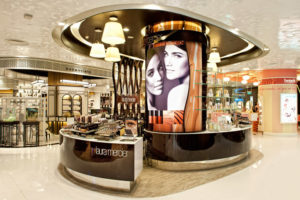 7_Laura-Mercier-shop-Tangs-SheridanCo-Singapore-300x200.jpg