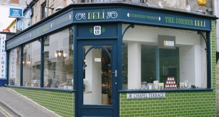 8_deli_signage-450x240.jpg