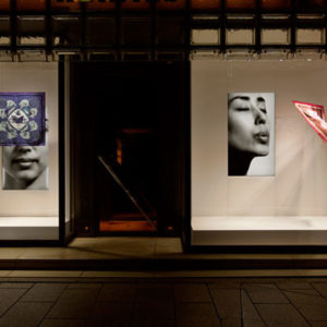 27_Maison-Hermes-Window-Display-by-Tokujin-Yoshioka-300x300.jpg