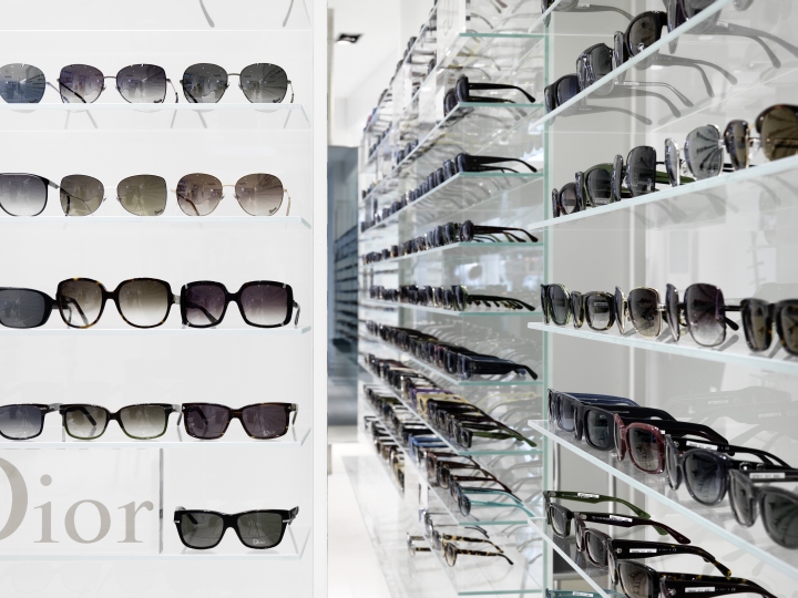 31_Burrioptik-by-nimmrichter-architects-Zurich-Switzerland-08.jpg