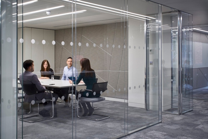 9_BW-Offices-by-KKS-London-UK.jpg
