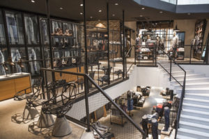 6_Jack-Jones-store-by-Riis-Retail-Bremen-Germany-300x200.jpg