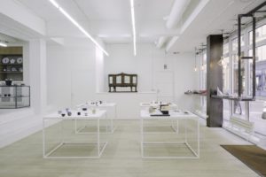 8_Maison-Wa-Gallery-by-ARCHIEE-Paris-France-300x200.jpg