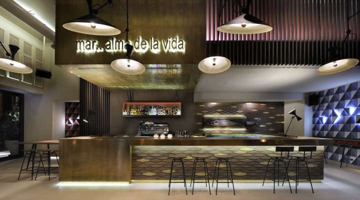 10_Cafe-Ocean-Thirteen-by-Minas-Kosmidis-Thessaloniki-Greece.jpg