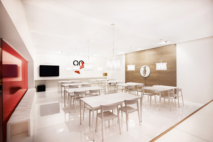 34_Calligaris-stand-Salone-Del-Mobile-2013-Nascent-Design-Milan-03.jpg