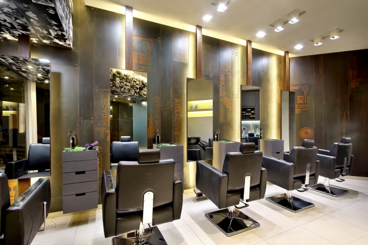 31_Capital-Salon-by-Archis-Patel-Tanvi-Rajpurohit-Vadodara-India-02.jpg