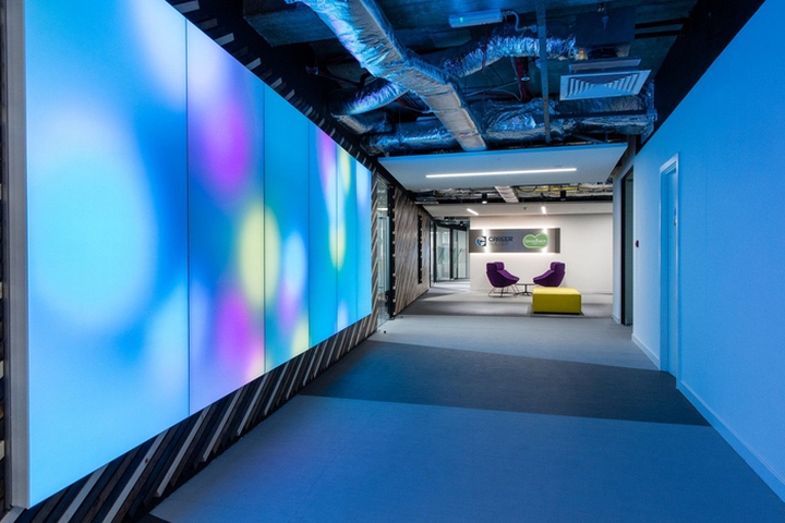 25_CareerBuilder-Office-by-Oktra-London-UK07.jpg