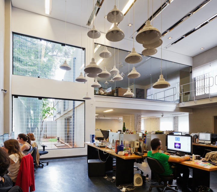 57_Casa-REX-office-by-FGMF-Arquitetos-Sao-Paulo-Brazil-11.jpg