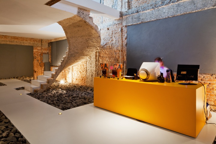 61_Casa-REX-office-by-FGMF-Arquitetos-Sao-Paulo-Brazil-07.jpg