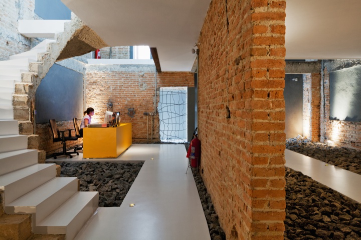 63_Casa-REX-office-by-FGMF-Arquitetos-Sao-Paulo-Brazil-05.jpg