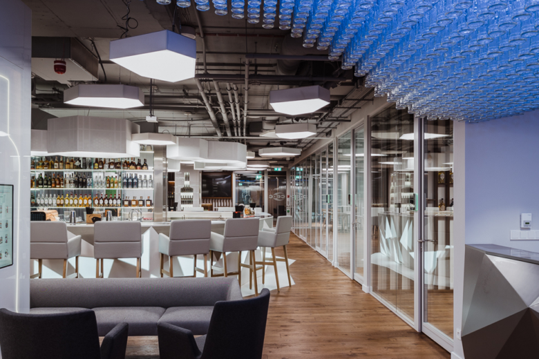 9_CEDC-International-Offices-by-Trzop-Archtekci-01-780x520.png