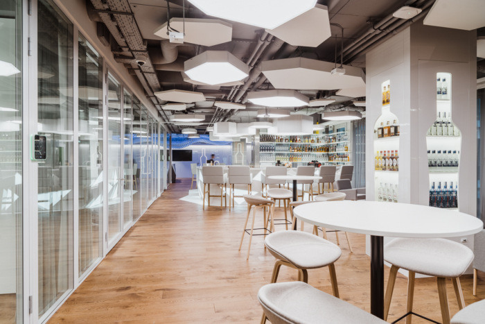 25_CEDC-International-Offices-by-Trzop-Archtekci-17.jpg
