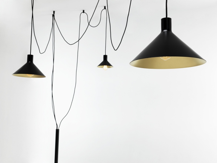 15_Cerberina-floor-lamp-by-Filippo-Mambretti-for-MOGG-03.jpg