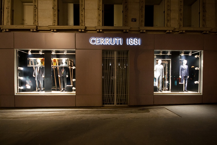 18_Cerruti-1881-Windows-2015-Spring-Paris-France-07.jpg