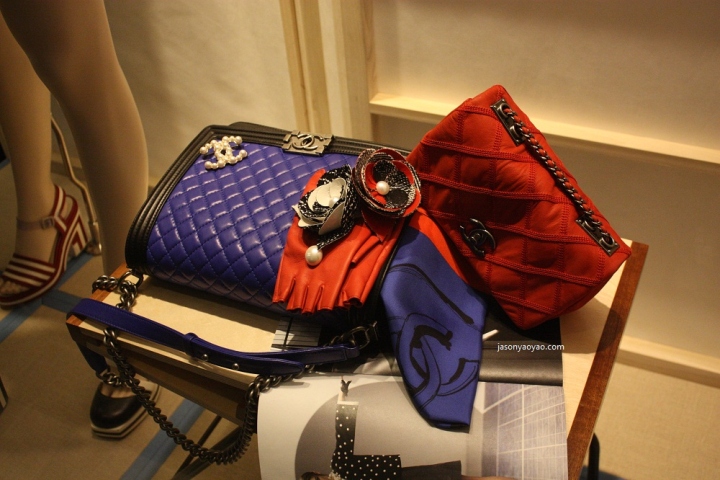 6_Chanel-windows-at-Bond-Street-London-UK.jpg