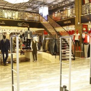 23_Brand-Land-store-by-Mark-Inn-Lahore-Pakistan-300x300.jpg