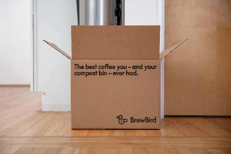 29_Mucho_Brewbird_Brand_Delivery_box-1-1920x1280@2x-900x600.jpg