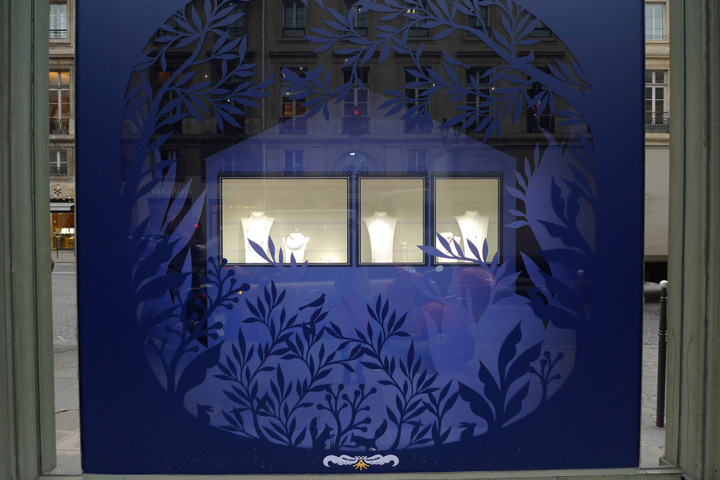 13_Christofle-windows-Paris-02.jpg
