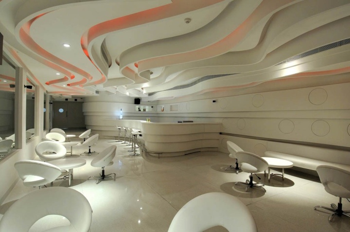 24_Chrome-Hotel-by-Sanjay-Puri-Architects-Kolkatta-India-04.jpg