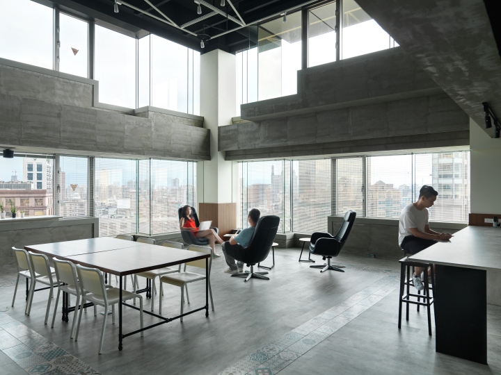 21_Citiesocial-office-by-KELLY-LEE-Design-Taipei-Taiwan-05.jpg