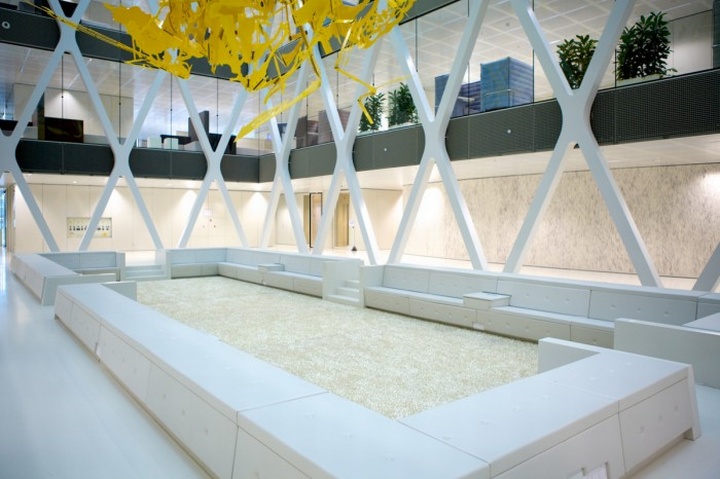 73_CJIB-offices-by-TEAM-4-Architecten-Leeuwarden-Netherlands-15.jpg
