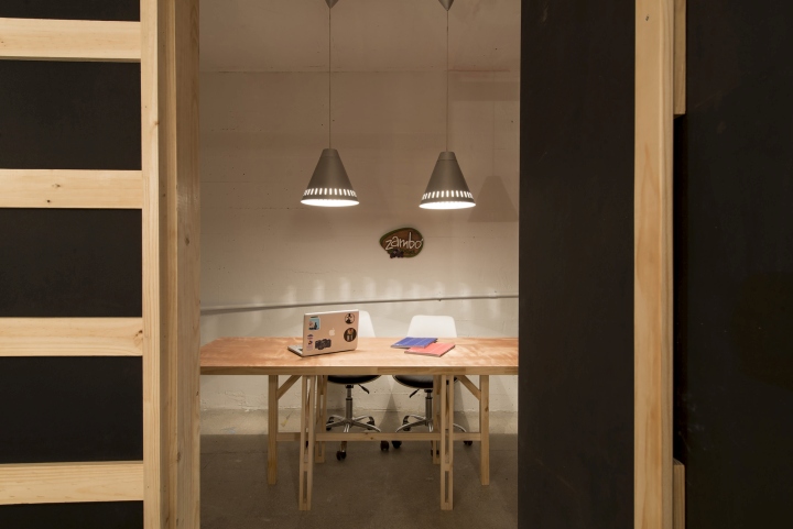 31_Club-Mate-and-Zambo-Assai-Offices-by-Republica-Portatil-Santiago-Chile-07.jpg