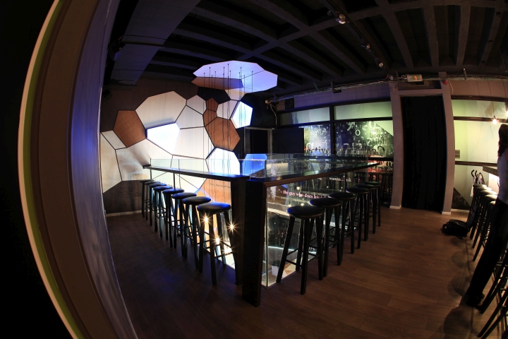 36_Collective-Bar-by-de.HUB-Tel-Aviv-Israel-02.jpg