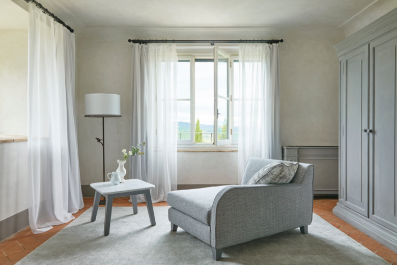 13_COMO-Castello-del-Nero-hotel-by-Paola-Navone-05-780x520.png