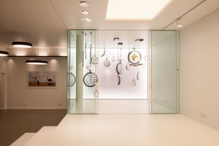 51_Concept-Gallery-by-Modular-Antwerp-Belgium-07.jpg