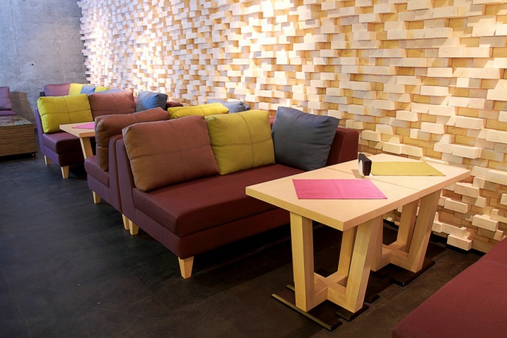 44_Concrete-bar-restaurant-by-Yunakov-Studio-Kiev-Ukraine-32.jpg