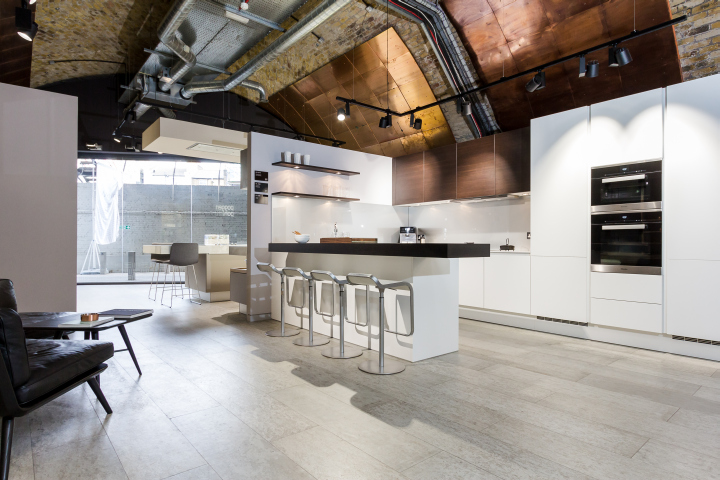 19_Concreate-floors-in-Poggenpohl-Studio-London-UK-04.jpg