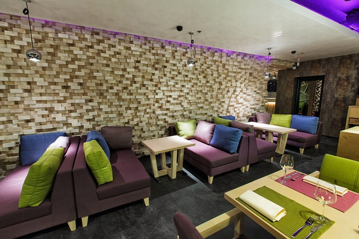 70_Concrete-bar-restaurant-by-Yunakov-Studio-Kiev-Ukraine-06.jpg