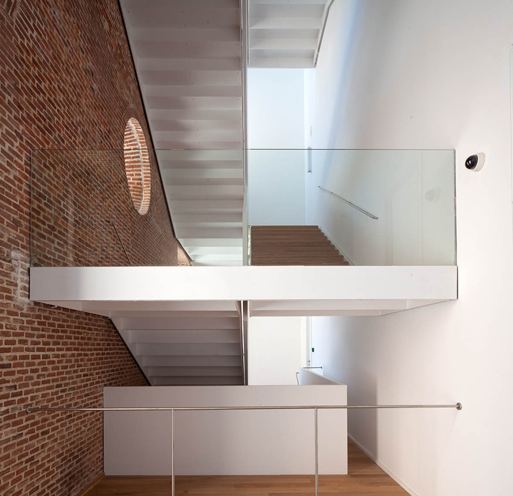 32_Conde-Duque-building-by-Carlos-de-Riano-Lozano-Madrid-Spain-03.jpg