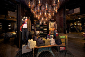 7_Superdry-store-London-300x200.jpg