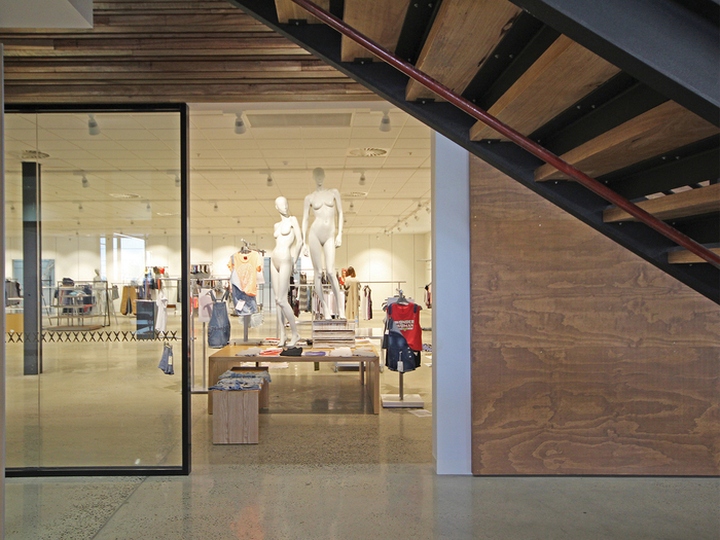 24_Cotton-On-Offices-Distribution-Center-by-PTID-Geelong-Australia5.jpg