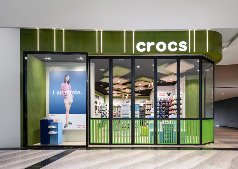 10_Crocs-3-780x553.jpg