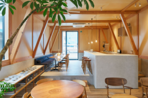 9_IDUMI-Cafe-Residence-by-Tenhachi-Architect-Interior-Design-01-300x200.png