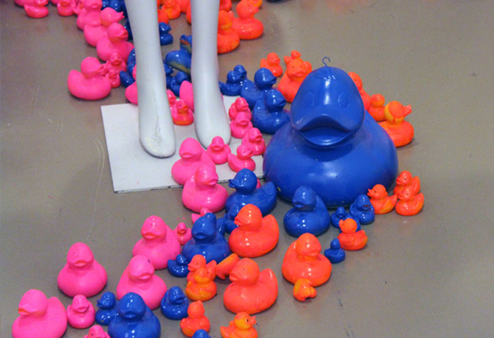 2-200409162452C3.jpg