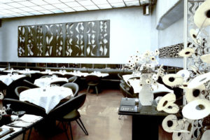 2-200412111133264.jpg